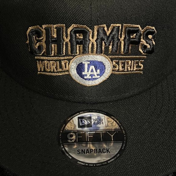 Los Angeles Dodgers 2020 World Series Champions Snapback Hat - Picture 3 of 8